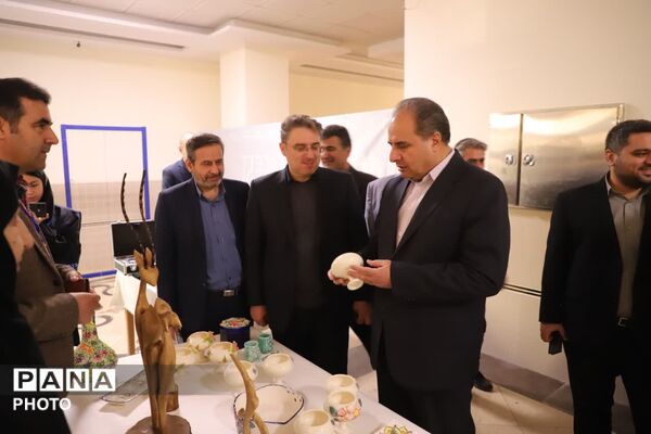 افتتاح نمایشگاه دستاوردهای کانون‌های فرهنگی تربیتی آذربایجان شرقی