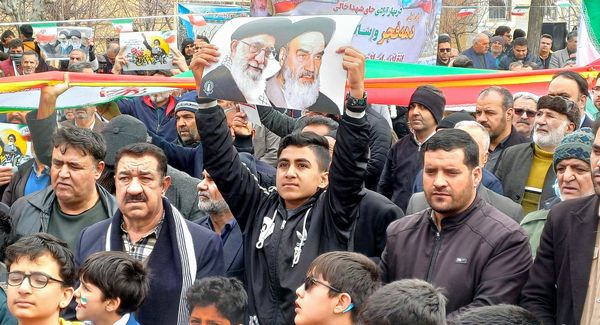 همبستگی مردم و تجدید میثاق با آرمان‌های انقلاب 