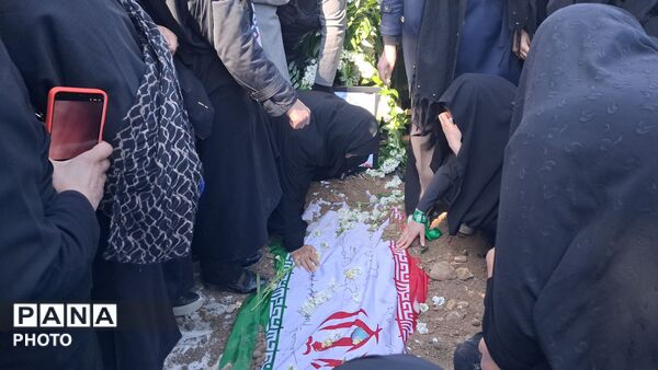 امروز شیروان در سوگ ۳شهید جنگ تحمیلی نشست