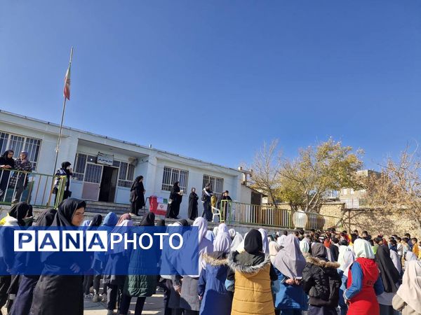 حضور کتابداران در مدارس روستاهای سملقان 