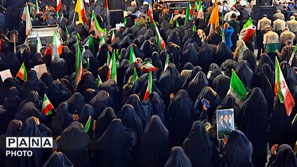 استغاثه به امام زمان همزمان با اجتماعات مردمی