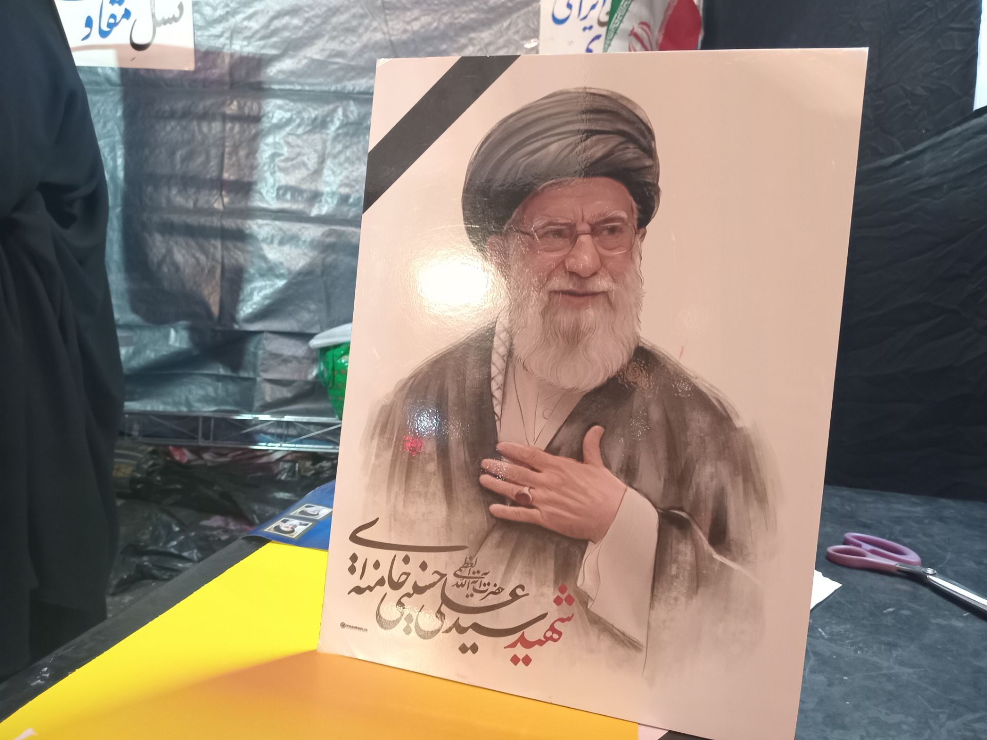 مردم گرگان همچنان در میدان های شهر 