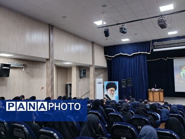 جشن میلاد حضرت زینب(س) و روز پرستار در سالن ارشاد حاجی‌آباد