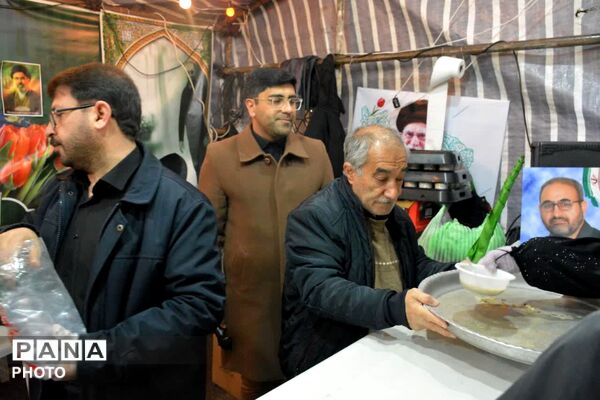 تجمع عظیم مردم عزادار شهرستان مراغه در میدان طلوع فجر 