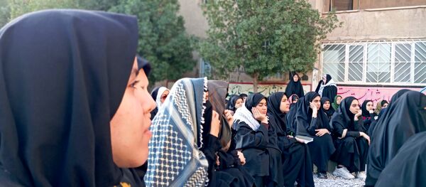 سفر دختران به سرزمین راز و نیاز؛ بازخوانی حماسه در قامت میراث‌داران نور