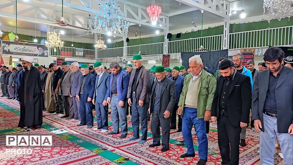 اقامه نماز عبادی سیاسی جمعه در شهر دارالسادات بار نیشابور 