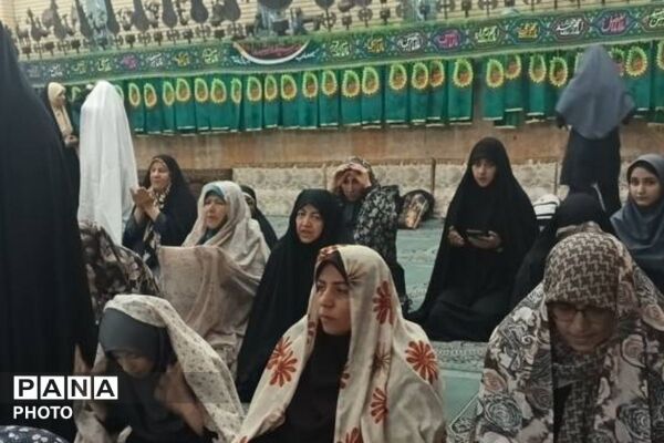 ماه مبارک رمضان، فرصتی برای منور شدن قلوب به نور قرآن