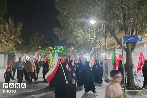 حضور دانش‌آموزان دبیرستان اسلامی تزکیه ناحیه دو شهرری در تجمعات شبانه 