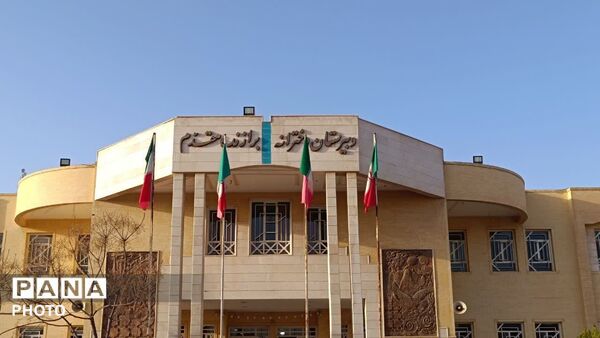 آغاز طرح داناب در دبیرستان برازنده مقدم ۲ با محوریت صیانت از آب