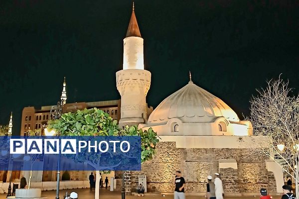 حضور دانش‌آموزان در مکه مکرمه 