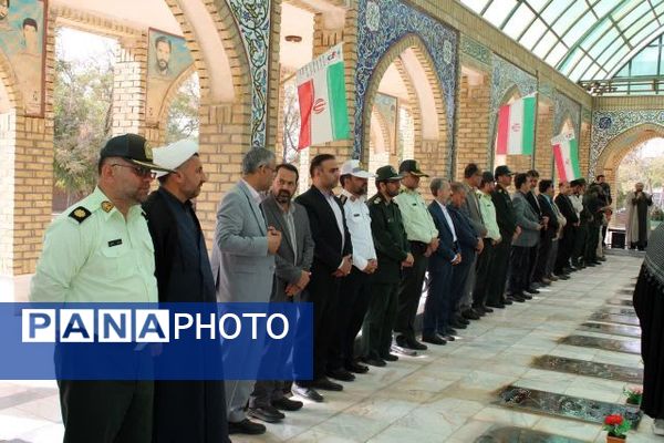 مراسم غباررویی مزار شهدای شهرستان خلیل آباد 