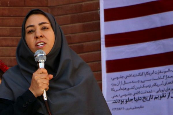 مراسم گرامیداشت روز دانش‌آموز  در دبیرستان نبوت شهرستان ملارد