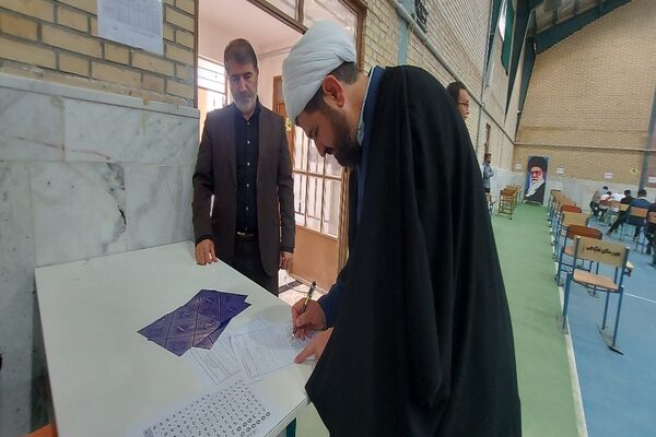 بازدیدهای ستادی از حوزه‌های برگزاری امتحانات نهایی در شهرستان فاروج 