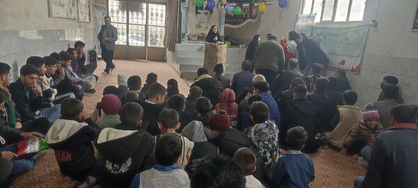 حضور پرشور دانش‌آموزان مدرسه فردوسی سرمازه در راهپیمایی ۲۲ بهمن