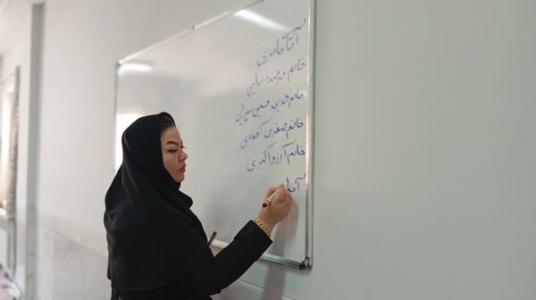 ارتقای مشارکت اولیا و مربیان در هنرستان حضرت زهرا (س) بن
