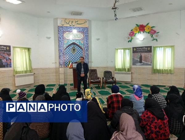 ششمین جلسه آموزش خانواده در دبستان نرجس 