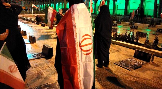 تدفین پیکر مطهر شهید مهدی عمارلو در بهشت فضل شهرستان نیشابور