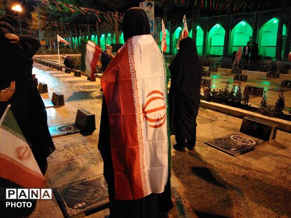 تدفین پیکر مطهر شهید مهدی عمارلو در بهشت فضل شهرستان نیشابور