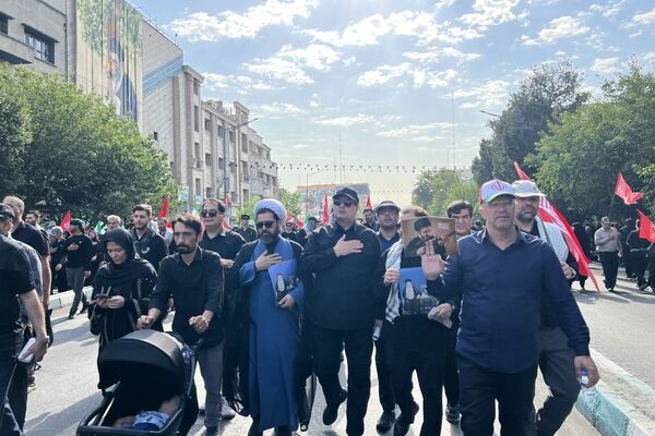 پیام قدردانی مدیرکل آموزش و پرورش آذربایجان شرقی از حضور ارزشمند فرهنگیان و دانش‌آموزان استان در آیین‌های وداع، تشییع و تدفین قائد شهید امت