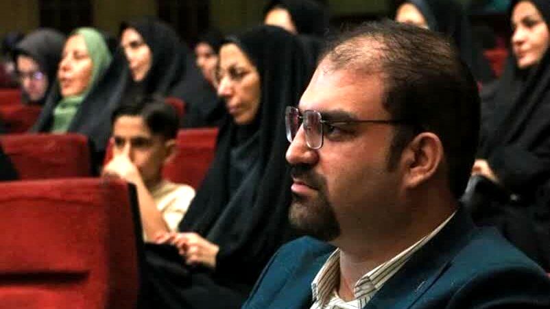 کسب افتخار ملی توسط دبیر ساوجی