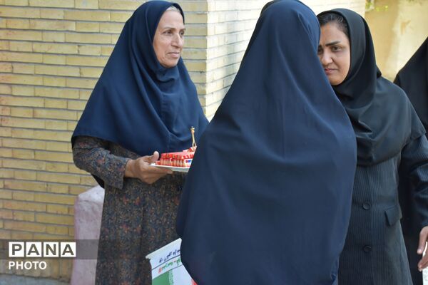 بوی ماه مهر در دبیرستان شبانه‌روزی نجمیه حاجی‌آباد پیچید