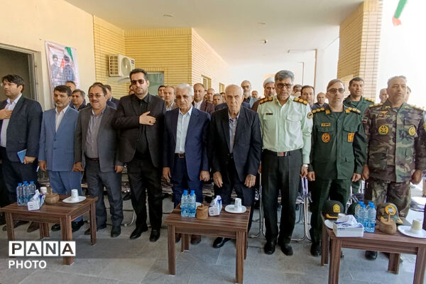 آیین زنگ سپاس معلم در هنرستان نور هل اتی حصار گرمخان