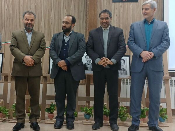 آیین نواختن زنگ پژوهش در مشهد 