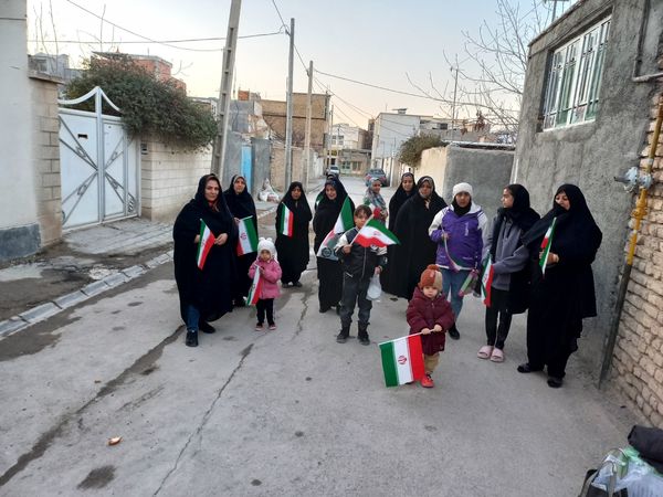 پیاده‌روی و بازی‌های محلی اعضای پایگاه پنج تن 