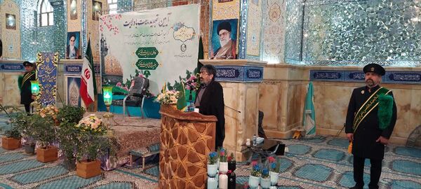 آیین غبارروبی ضریح مطهر حضرت علی‌بن‌امام‌محمدباقر(ع) 