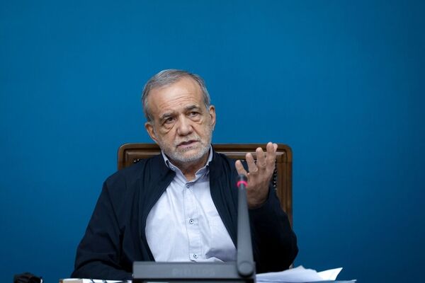 پزشکیان: داده‌های معتبر مبنای تخصیص منابع و توزیع عادلانه امکانات خواهد شد
