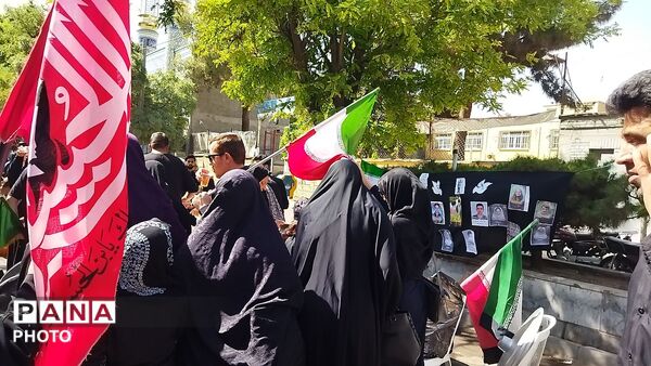 گذری بر فعالیت موکبی در بلوار جمهوری نیشابور در پیاده روی جاماندگان اربعین حسینی نیشابور‌ 