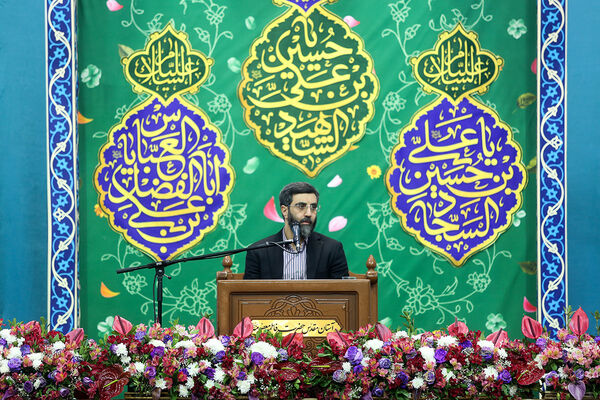 مراسم جشن شب میلاد امام زین العابدین(ع) در حرم حضرت معصومه(س)