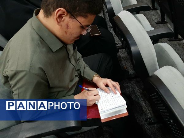 موفقیت دانش‌آموزان ناحیه ۲ در کنکور ‌۱۴۰۴ و انتخاب رشته در مرکز مشاوره رضوان