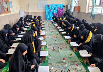 جزءخوانی قرآن آموزشگاه علوم و معارف صدرا در ماه مبارک رمضان