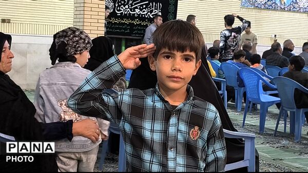 حماسه حضور مردم ولایتمدار روستای شیاسی در میدان