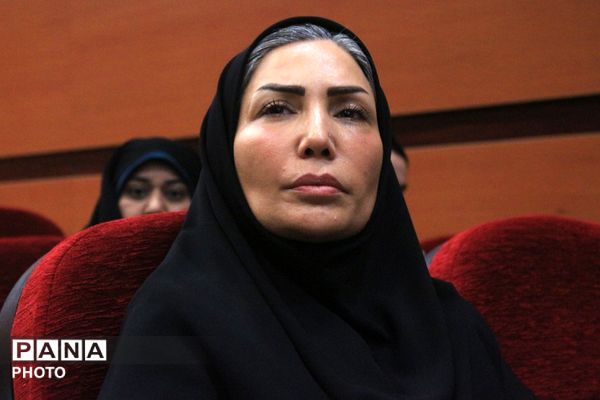 آیین اختتامیه طرح‌ها و برنامه‌های آموزشی بهارستان‌دو