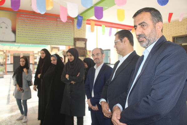 مراسم تجلیل از دانش‌آموزان ممتاز شاهد و ایثارگر شهرستان بوشهر