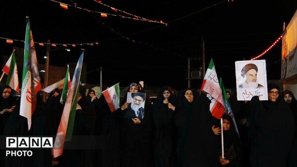 همراهی کودکان جعفرآباد تا آستان شهدای گمنام در شب هشتاد و یکم