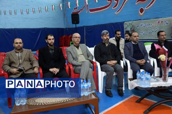 سالن شهید رجایی ورامین میزبان همایش یاوران انقلاب