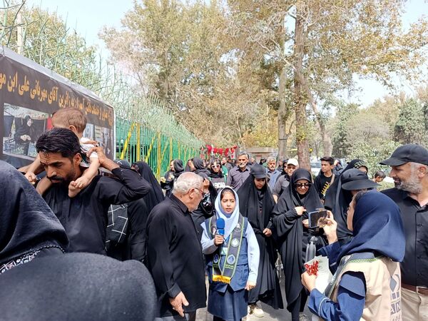 موکب «هم‌قدم تا حرم»؛ میعادگاه خادمان دانش‌آموز