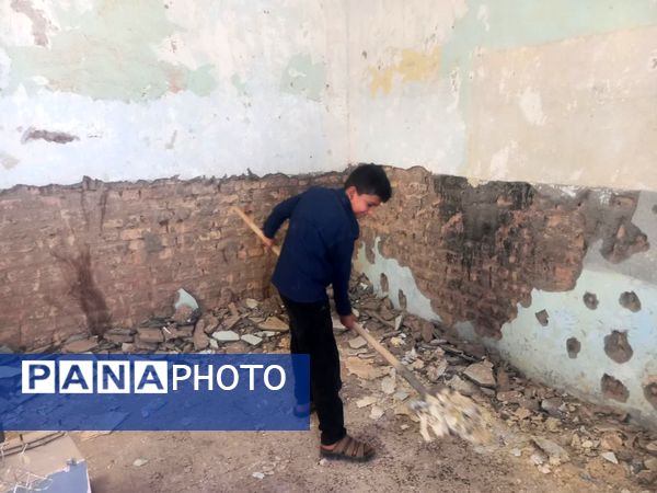 بازسازی و ترمیم دیوارهای فرسوده دبستان شهید نجفی فدافن