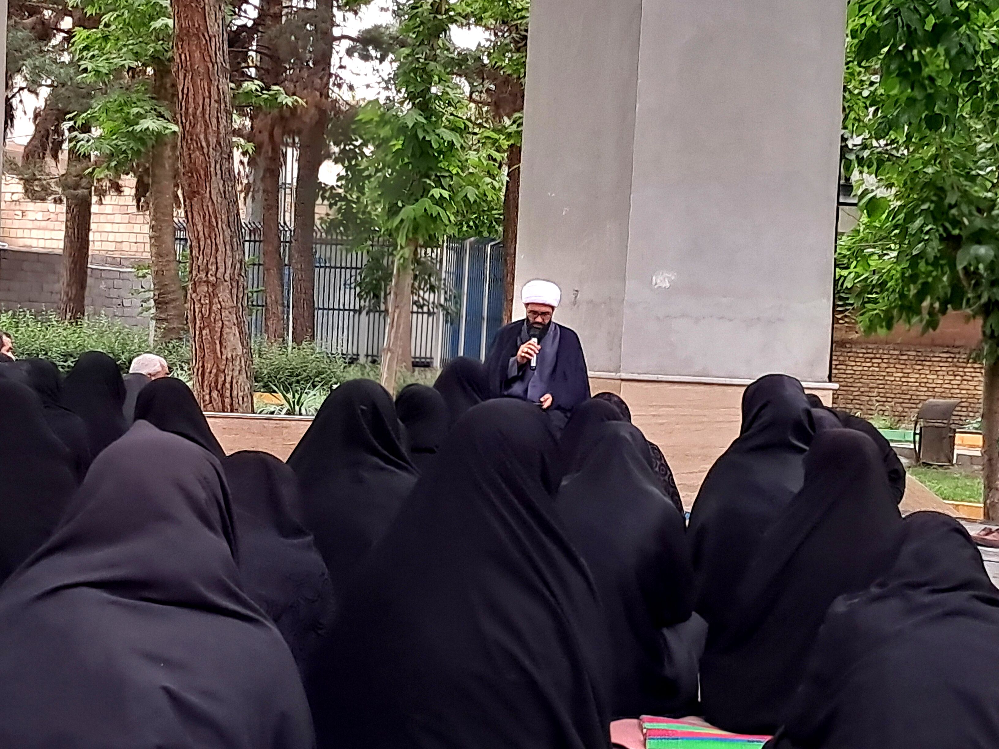 مراسم شهادت امام محمد باقر (ع) درکنار شهدای گمنام پارک وحدت آشخانه