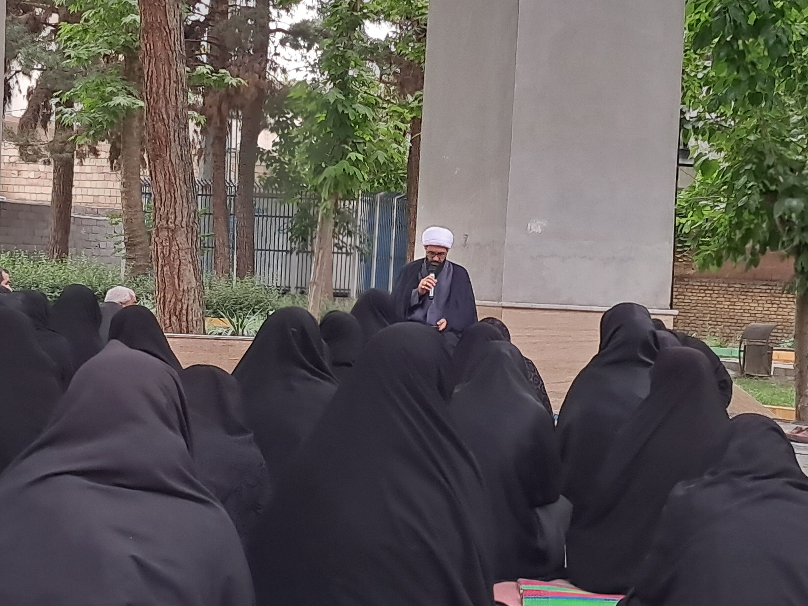 مراسم شهادت امام محمد باقر (ع) درکنار شهدای گمنام پارک وحدت آشخانه