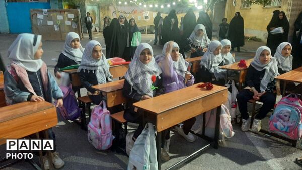مراسم یادبود دانش آموزان میناب در آموزشگاه عصمت