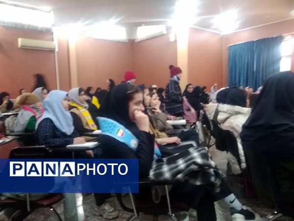 پکارگاه آموزشی ویژه خبرنگاران پانا در دبیرستان آرمینه مصلی نژاد ناحیه ۶ 