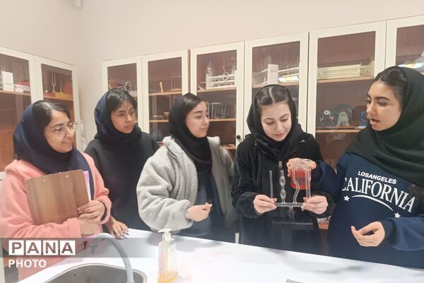 کارگاه علمی،آموزشی دانش‌آموزان دبیرستان اهل‌البیت(ع) ناحیه ۴ کرج