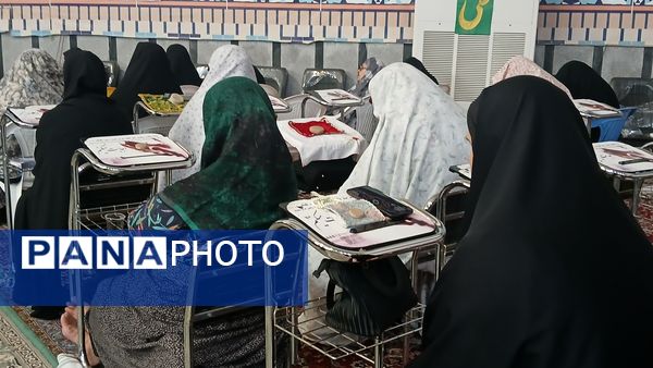 اقامه نماز جمعه همزمان با روز خبرنگار