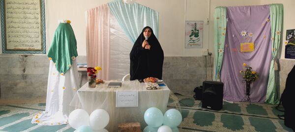 جشن باشکوه میلاد حضرت زهرا (س) در دبیرستان فاطمه‌الزهرا(س)