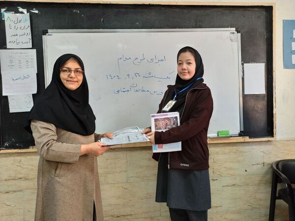 اجرای طرح مُدام در دبیرستان دخترانه ۱۳ آبان ؛ گامی برای ارتقاء یادگیری پایدار 