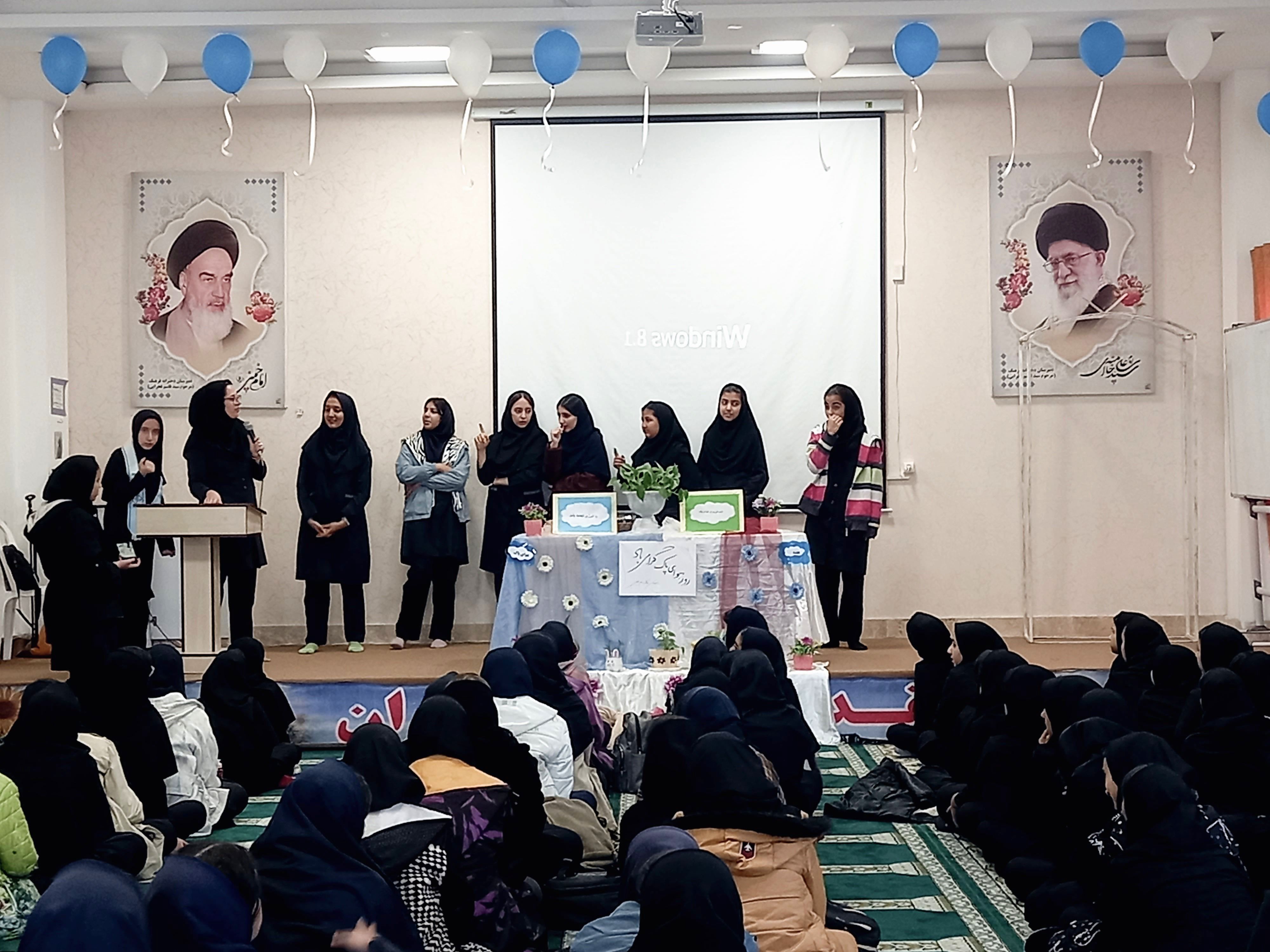 گرامیداشت هفته هوای پاک در دبیرستان دخترانه فرهنگ مرحوم فخرایی